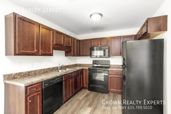 Building Photo - 1330 Benley St