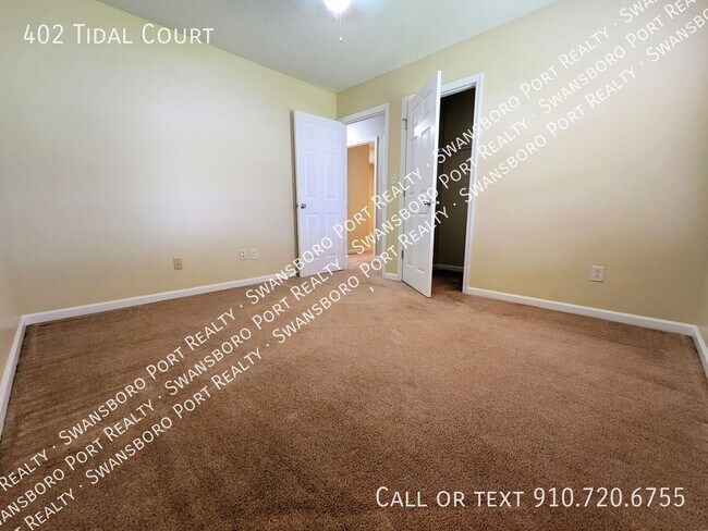 Building Photo - 402 Tidal Ct