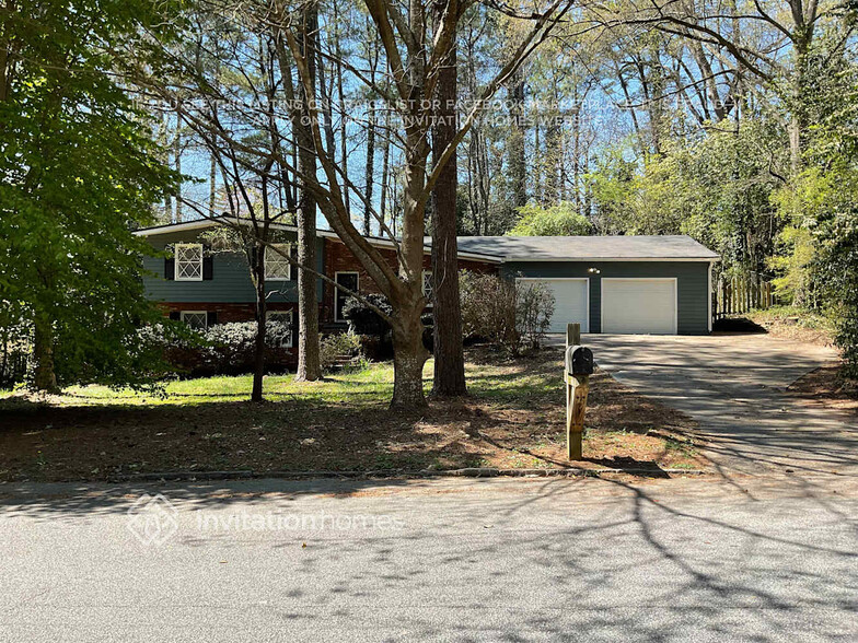 Primary Photo - 3064 Nottaway Ct