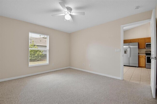 Building Photo - 83 Lynbrook Dr