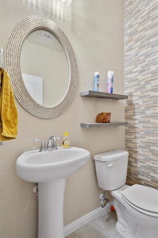 Building Photo - 417 Epiphany Ln