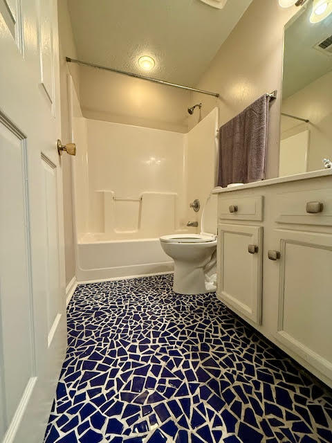 Guest Bathroom - 516 Dabney Dr