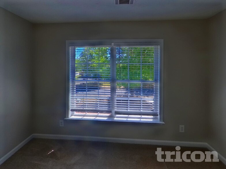 Building Photo - 3605 Cape Ln