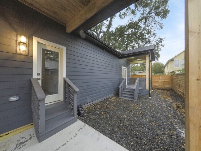 Building Photo - 1209 Tabor St