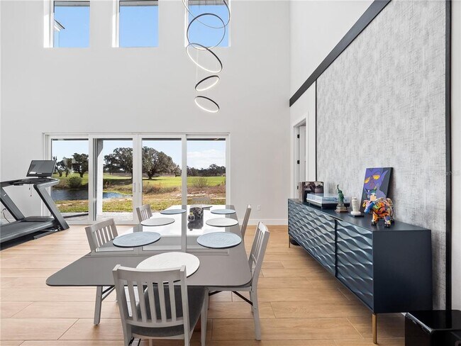 Building Photo - 239 Hampton Loop