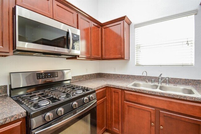 Building Photo - 20610 Hawkins Manor Ln