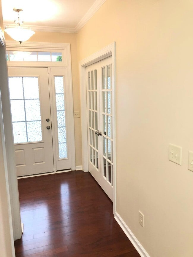 Building Photo - 1306 Alston Forest Dr