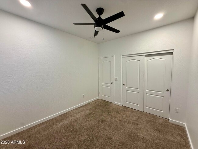 Building Photo - 15238 W Custer Ln