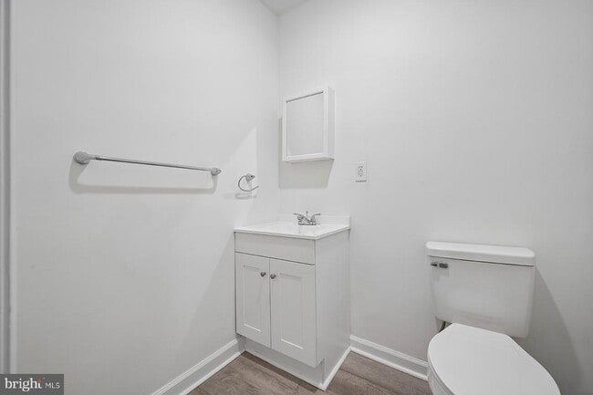 Building Photo - 5829 Crittenden St