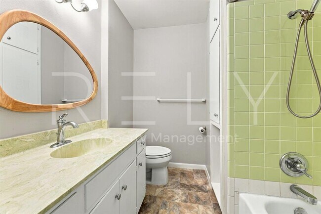 Building Photo - 2404 Gabriel View Dr