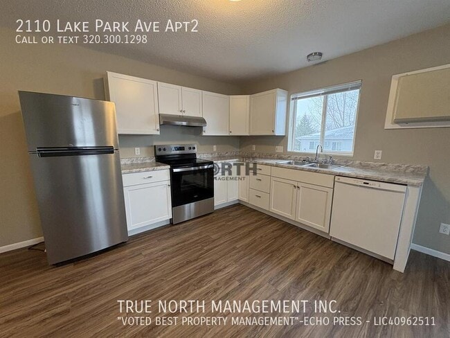 Building Photo - 2110 Lake Park Ave