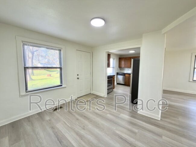 Building Photo - 5736 S Quincy Pl