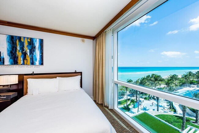 Building Photo - 6801 Collins Ave