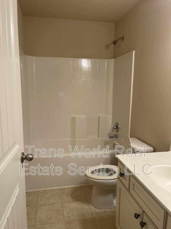 Building Photo - 765 Westmoreland Ln NE
