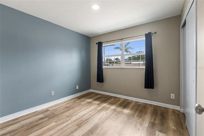 Building Photo - 6432 26th St W