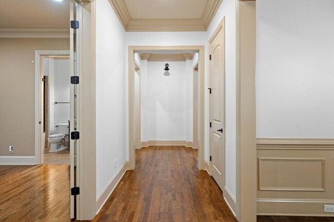 Building Photo - 444 Wild Elm St
