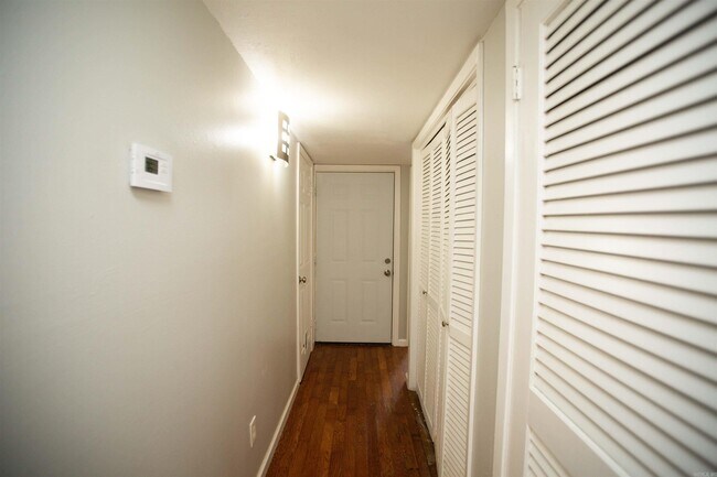 Building Photo - 12100 Rainwood Rd
