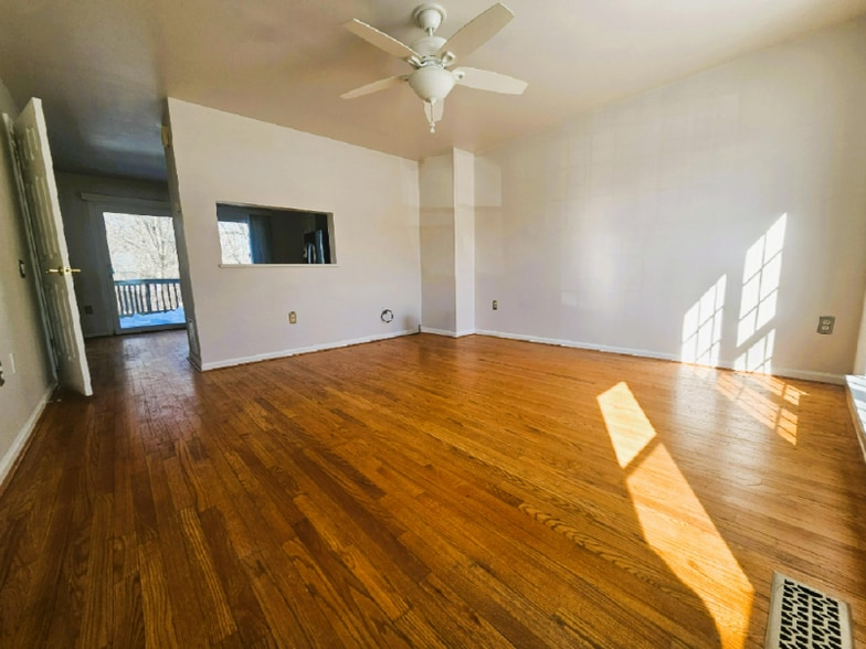 Building Photo - 12242 Granada Way