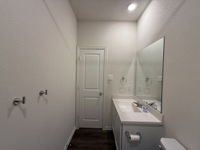 Building Photo - 783 Bayberry Ln