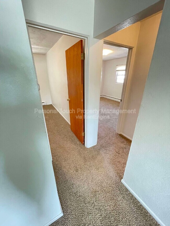 Building Photo - 2818 8th St N