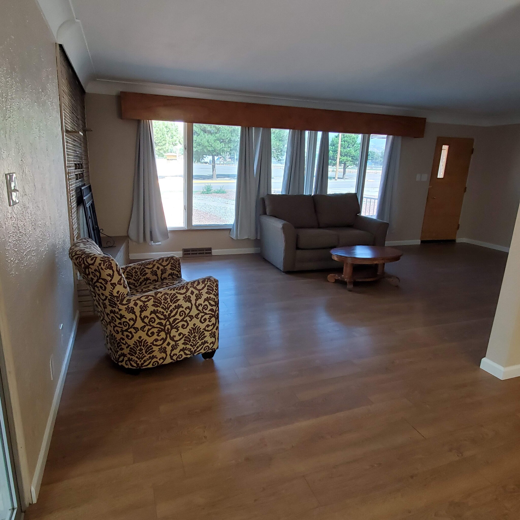 Furniture is NOT included - 128 Yale Pl