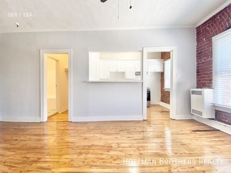 Building Photo - 523 Westmoreland Ave