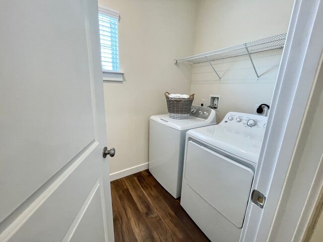 Building Photo - Cardinal | 4 Bed 2.5 Bath | Garage | 1895 sf | from $2990 All-Inclusive Rent Pricing | 6, 7, 8, 9...