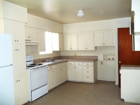 Building Photo - 303 Margaret Lee St