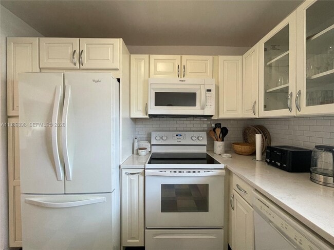 Building Photo - 221 Meridian Ave