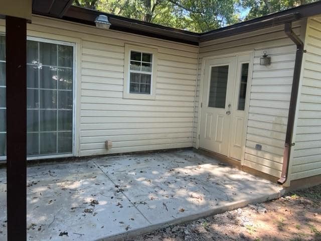 Building Photo - 911 Gaillard Dr