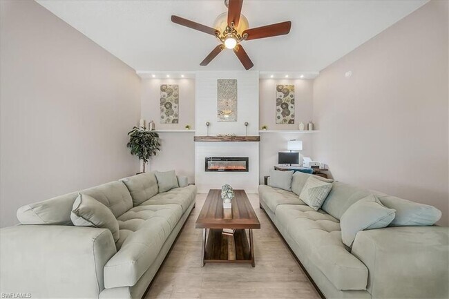 Building Photo - 4585 Pasadena Ct
