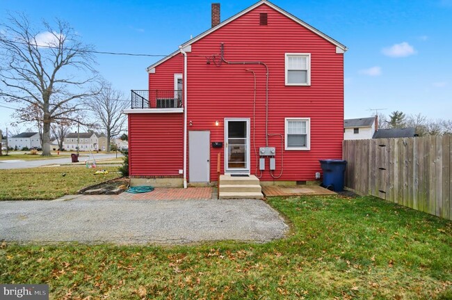 Building Photo - 40 Lee St