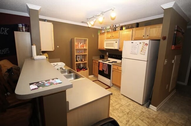 Building Photo - 1132 Harts Ridge Dr
