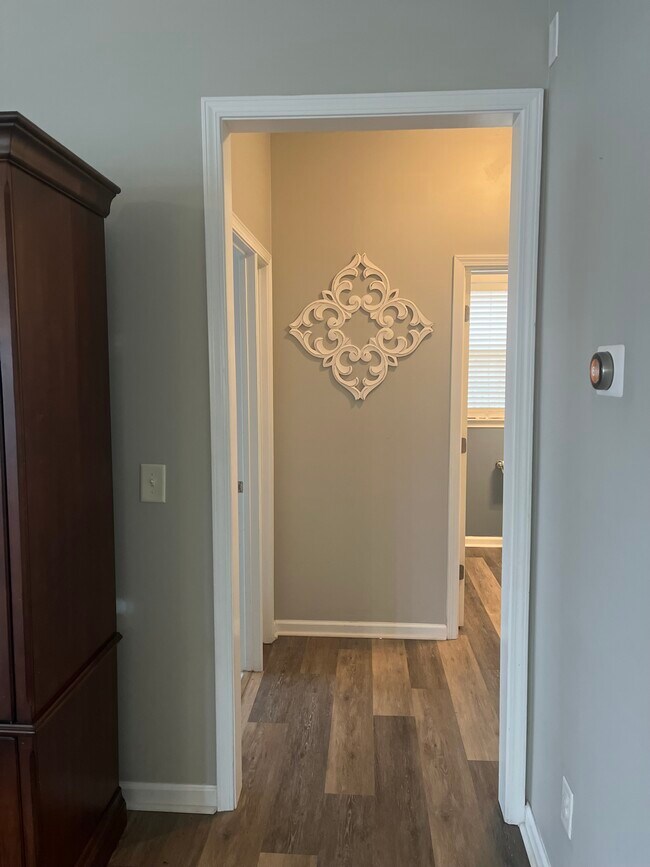 Building Photo - 5434 Wind Mountain Ln