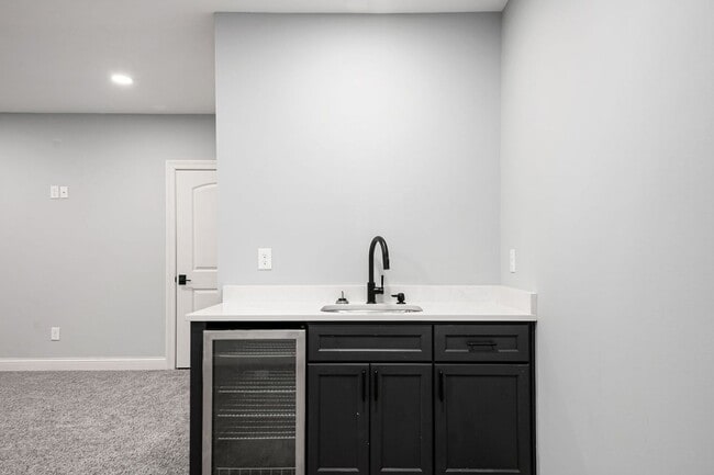 Building Photo - Beautiful new single family home on the Ne...