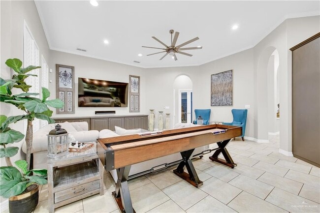 Building Photo - 24 3rd N Ln