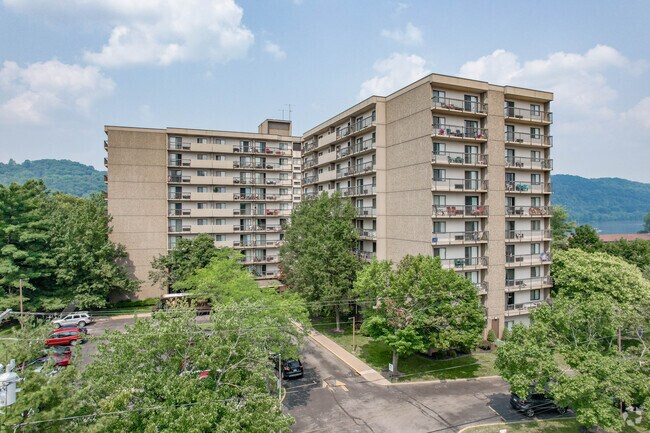 Building Photo - Coraopolis Towers