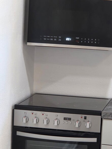 Building Photo - 5034 2nd Ave S