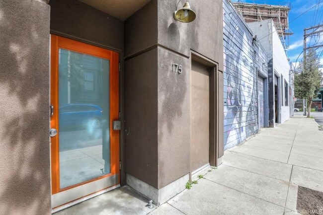 Building Photo - 175 Langton St