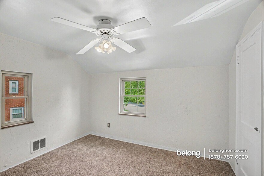 Building Photo - 5240 Orchard Hill Dr