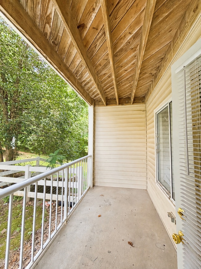 Building Photo - 1511 Graduate Ln