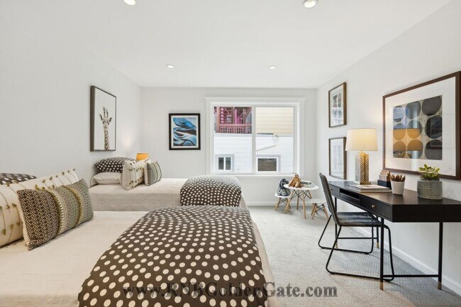 Building Photo - Gorgeous 3 bedroom, 2 and a half bathroom condo in Bernal Park for rent!