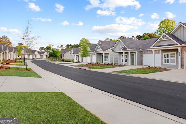 Building Photo - 705 Charles Hardy Pky