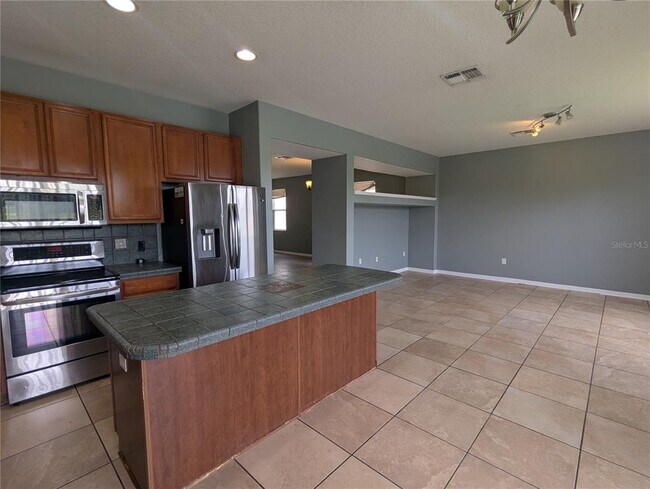 Building Photo - 17527 Balmaha Dr