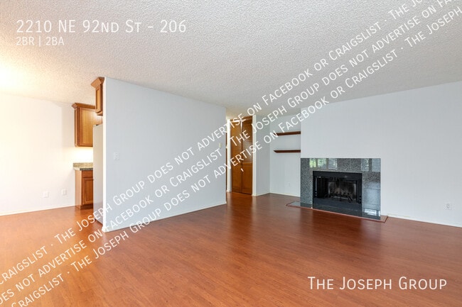 Building Photo - 2210 NE 92nd St