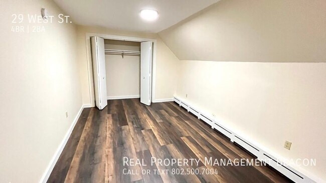 Building Photo - Newly renovated 4BR/3BA home Lebanon, NH $...
