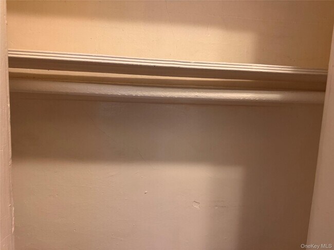 Building Photo - 2187 Holland Ave