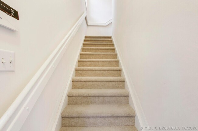 Building Photo - 108 Lighthouse Cir