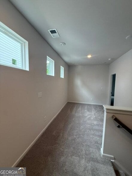 Building Photo - 2340 Ravencliff Dr