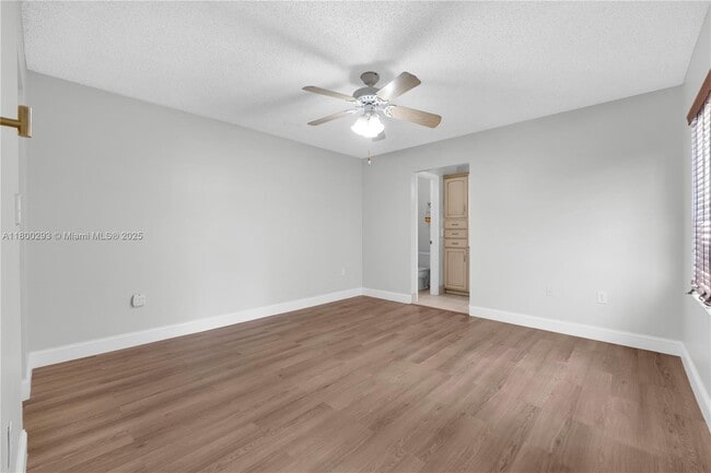 Building Photo - 1217 NW 125th Terrace